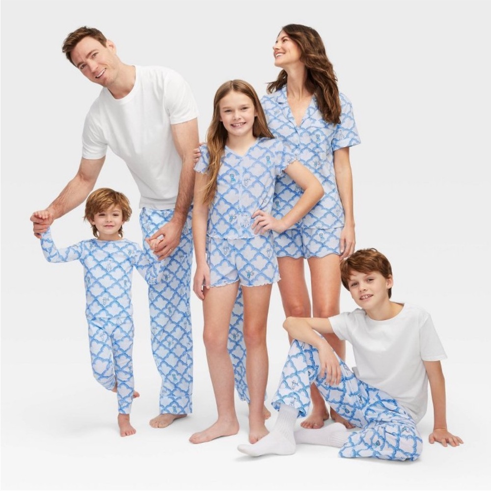 Roller Rabbit Blue Scallop-Print Pajama Set - Picture 6 of 13